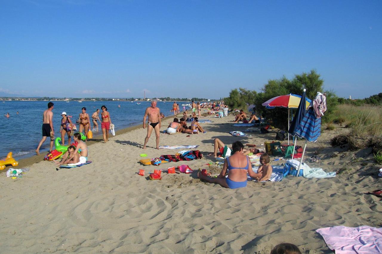 Apartments With A Parking Space Nin, Zadar - 13571 Екстериор снимка