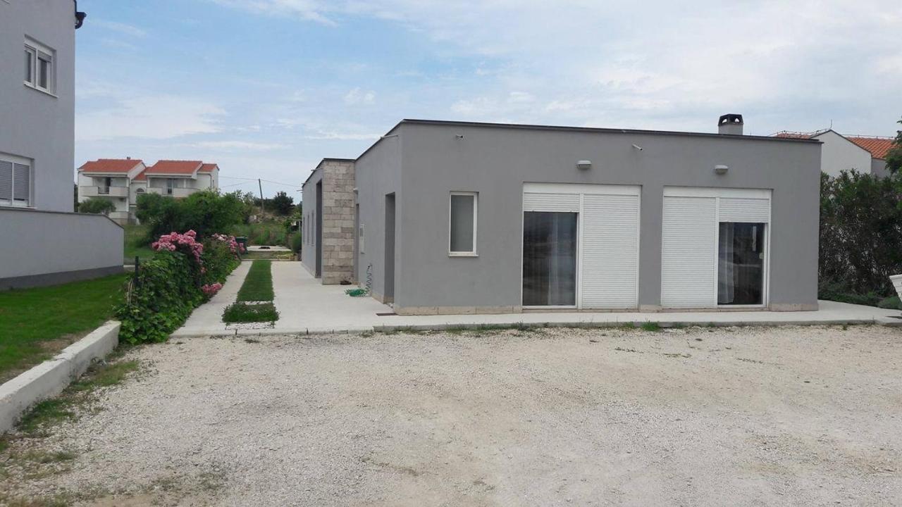 Apartments With A Parking Space Nin, Zadar - 13571 Екстериор снимка