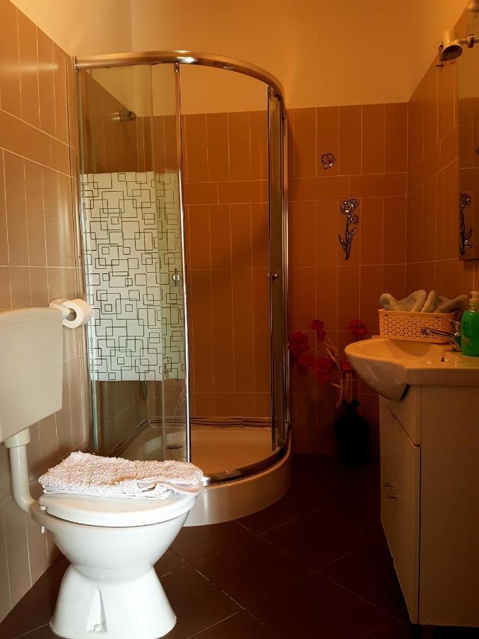 Apartments With A Parking Space Nin, Zadar - 13571 Екстериор снимка