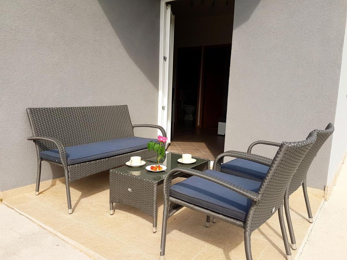 Apartments With A Parking Space Nin, Zadar - 13571 Екстериор снимка